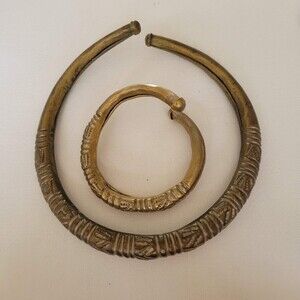 Vintage Hammered Brass Chocker & Bracelet Set